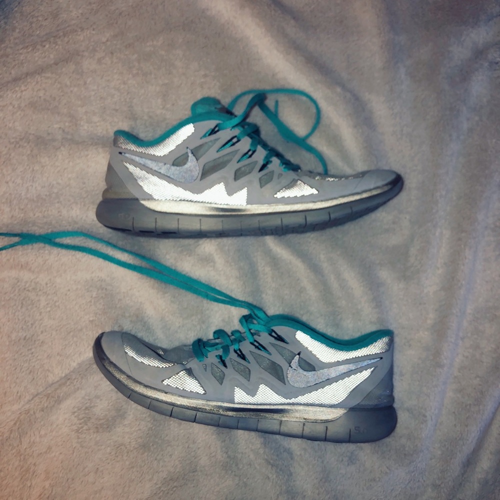 Nike free runs